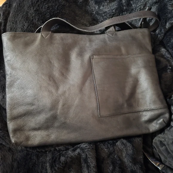 Latico Black Leather Laptop Bag - Picture 1 of 2